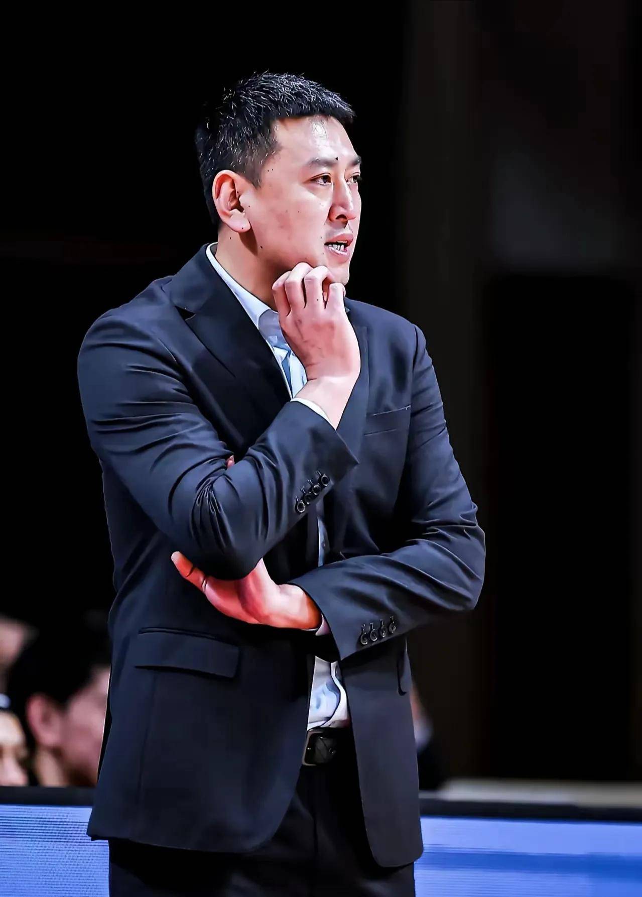 kaiyun包含浙江稠州发布备战花絮；国际比赛日调整名单；荷甲任务艰巨；阵容厚度经受考验的词条